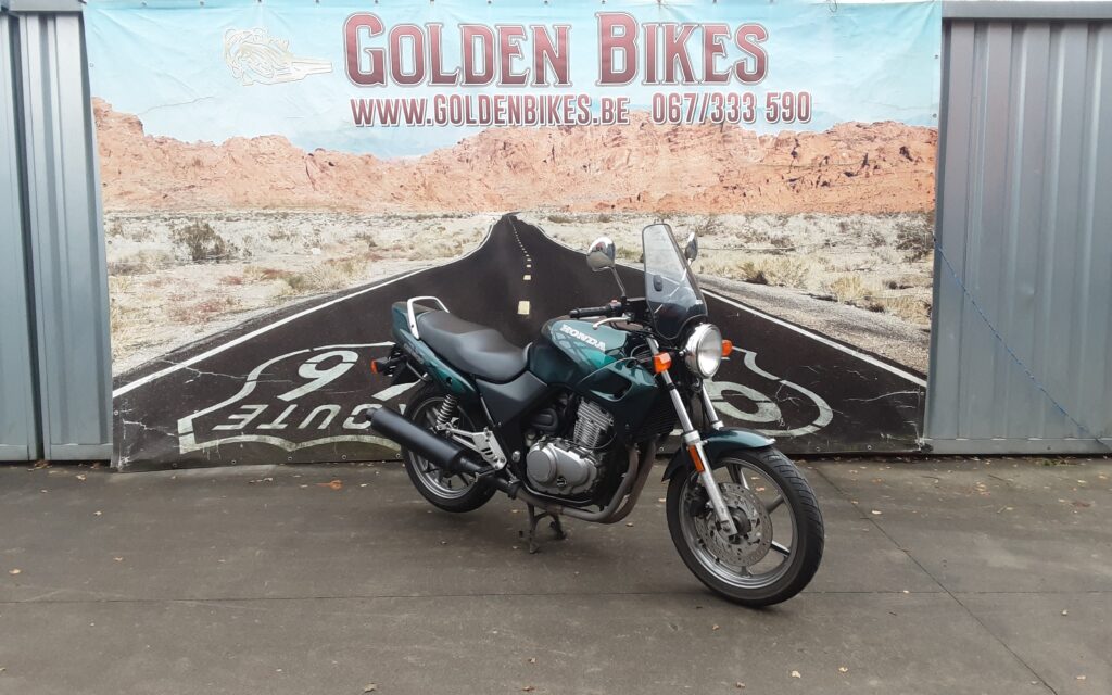 Honda CB500S occasion en vente chez Golden Bikes