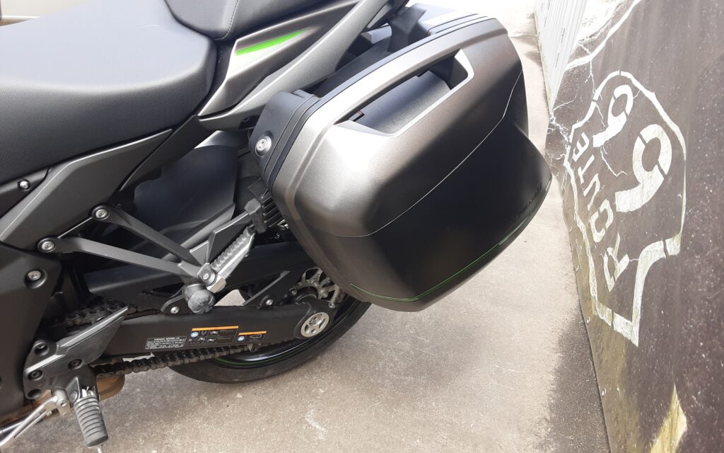 Kawasaki Ninja 1000SX Tourer en vente chez Golden Bikes