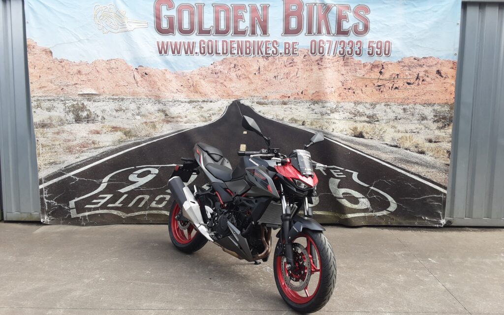 Kawasaki Z500 en vente chez Golden Bikes