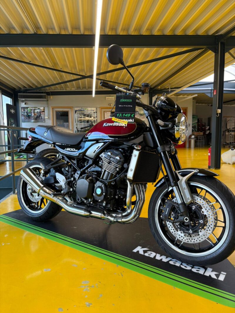 Kawasaki Z900RS en vente chez Golden Bikes